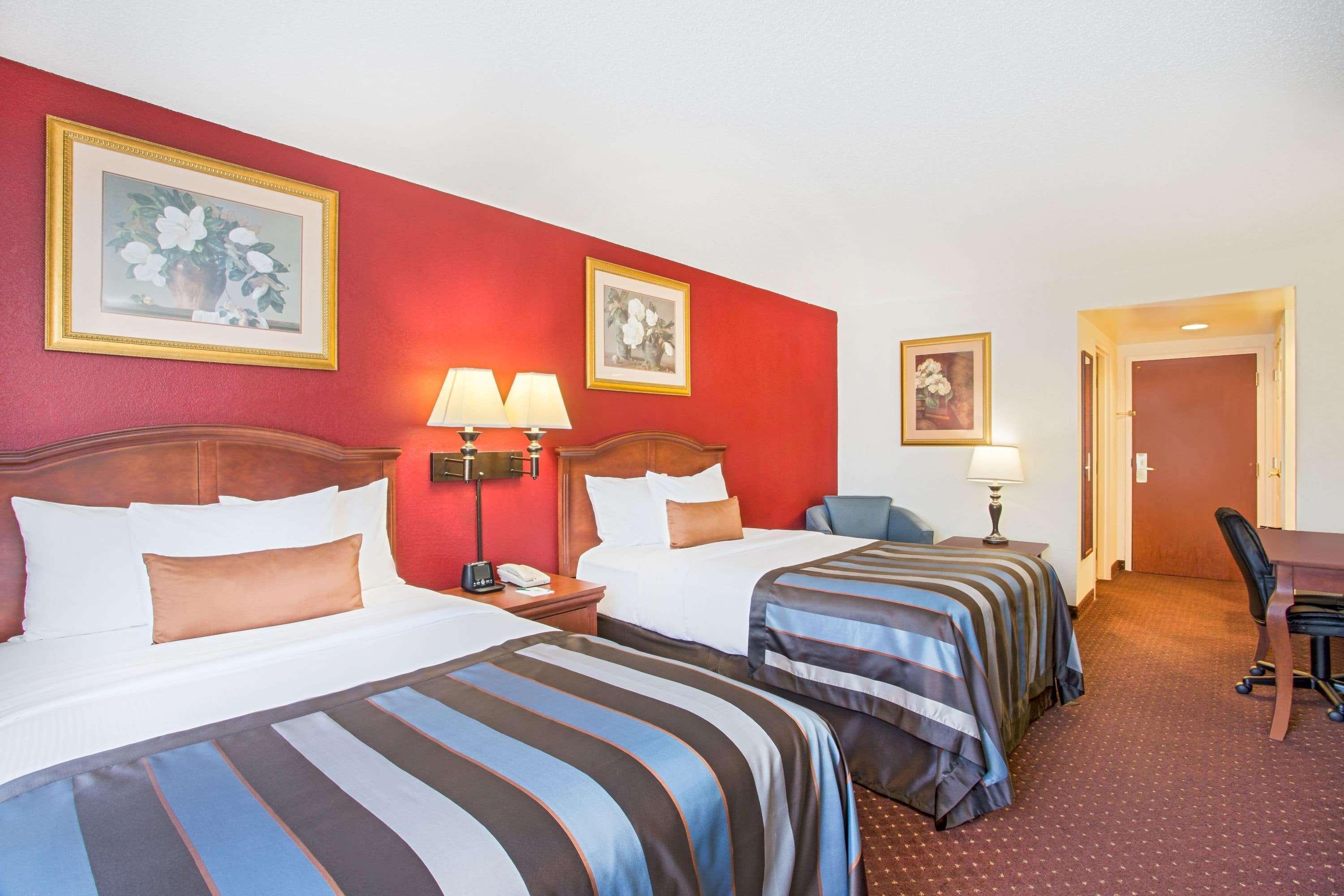 Holiday Inn Express & Suites - Mobile - I-65 By Ihg Buitenkant foto