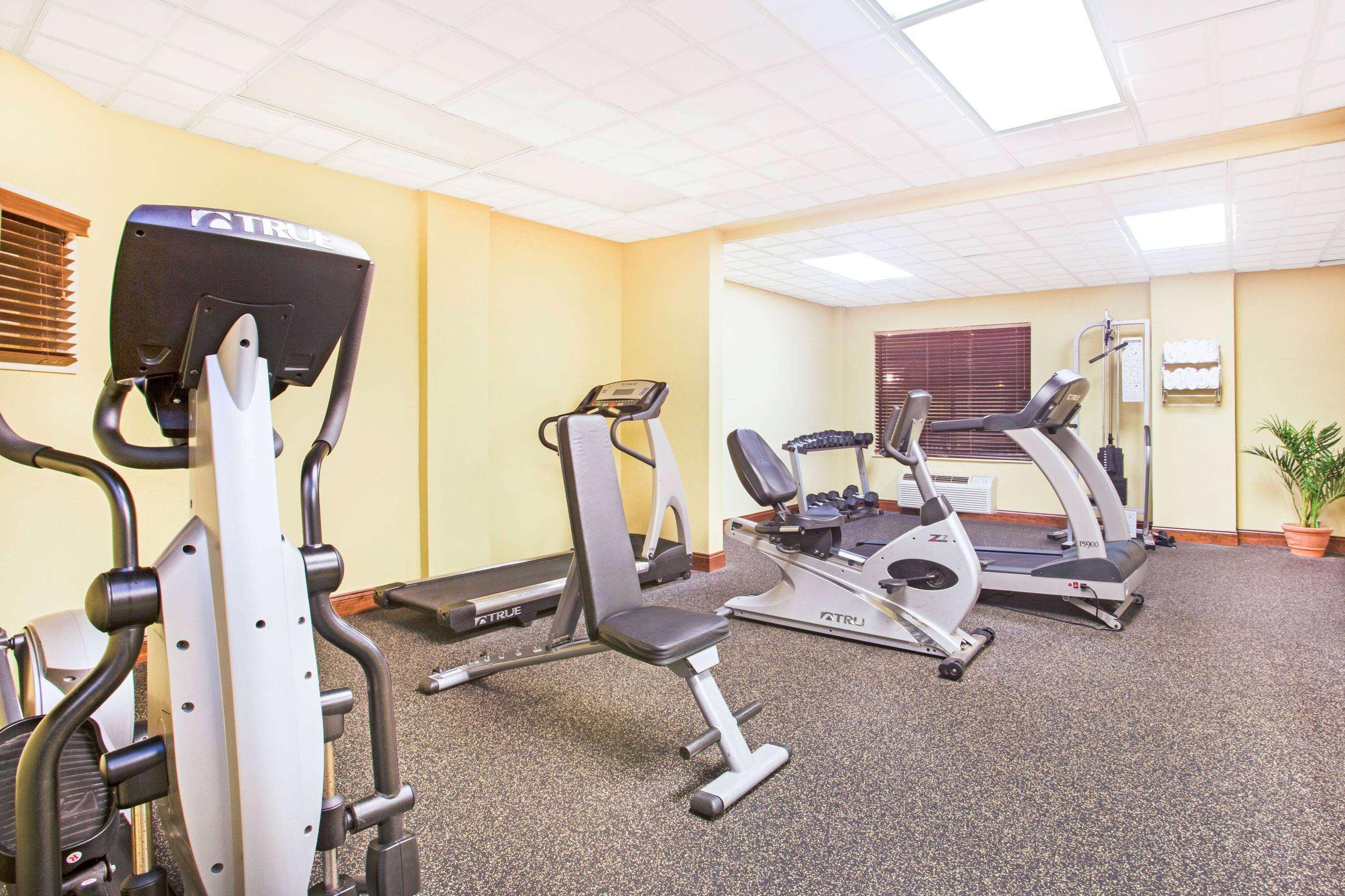 Holiday Inn Express & Suites - Mobile - I-65 By Ihg Buitenkant foto