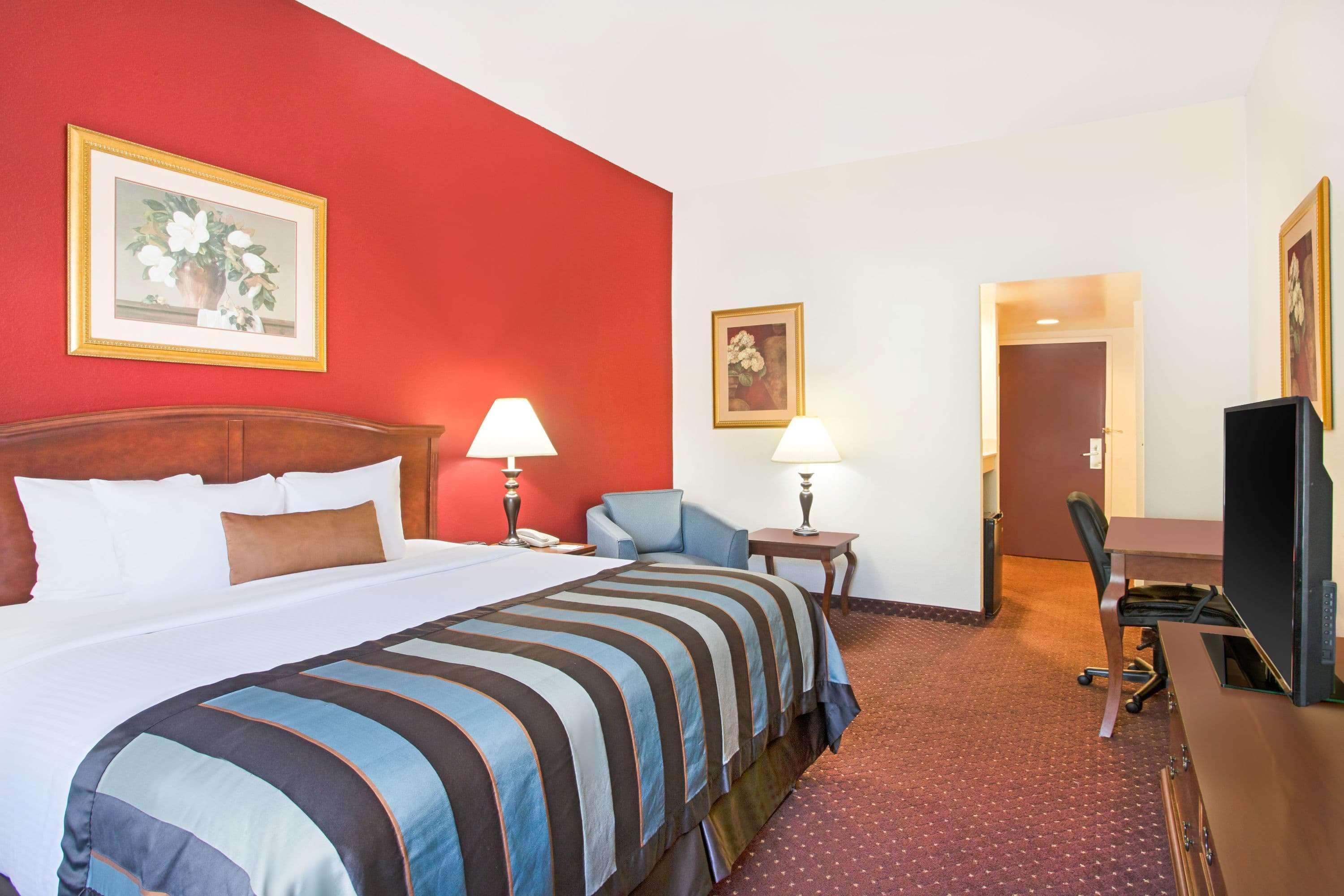 Holiday Inn Express & Suites - Mobile - I-65 By Ihg Buitenkant foto