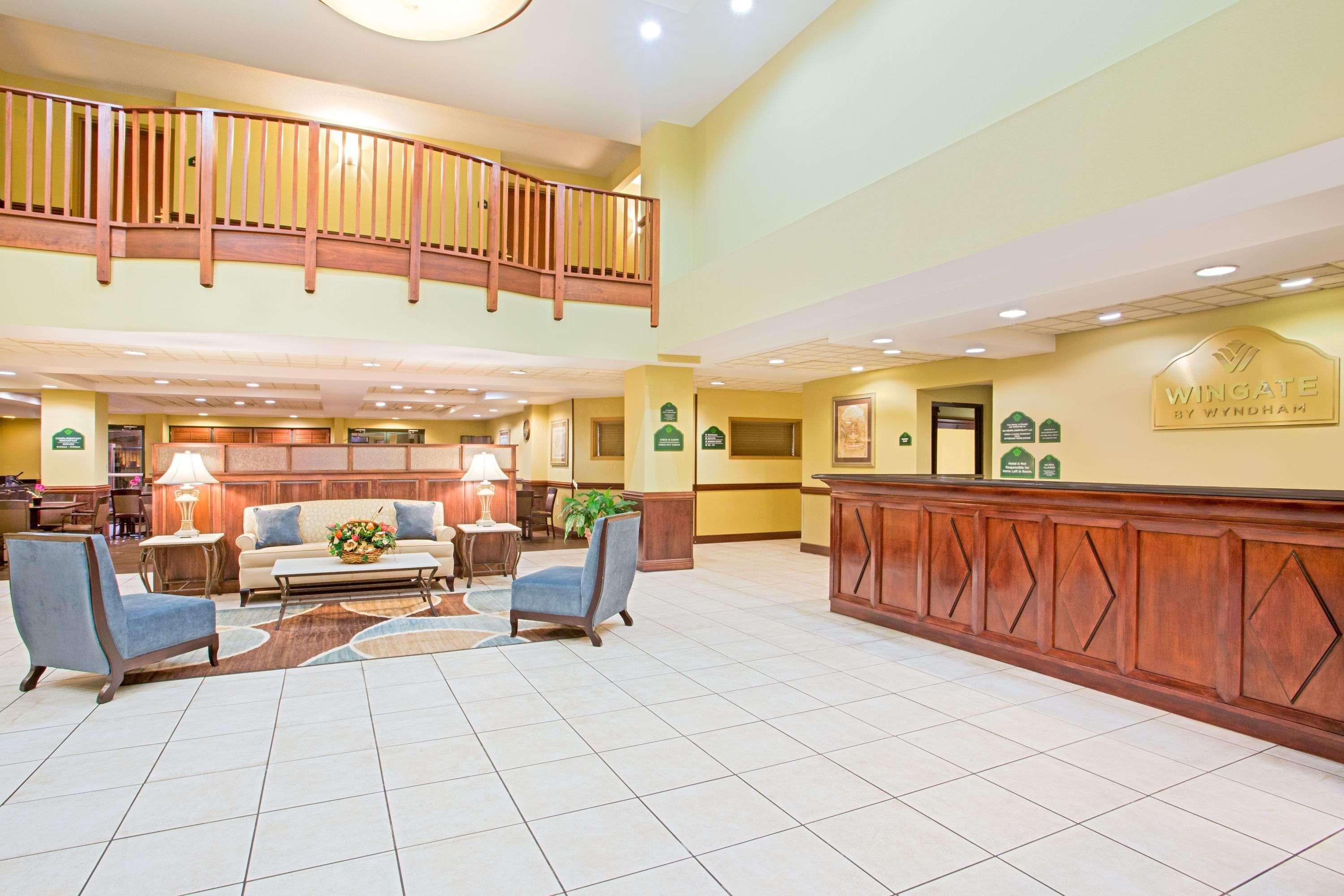 Holiday Inn Express & Suites - Mobile - I-65 By Ihg Buitenkant foto