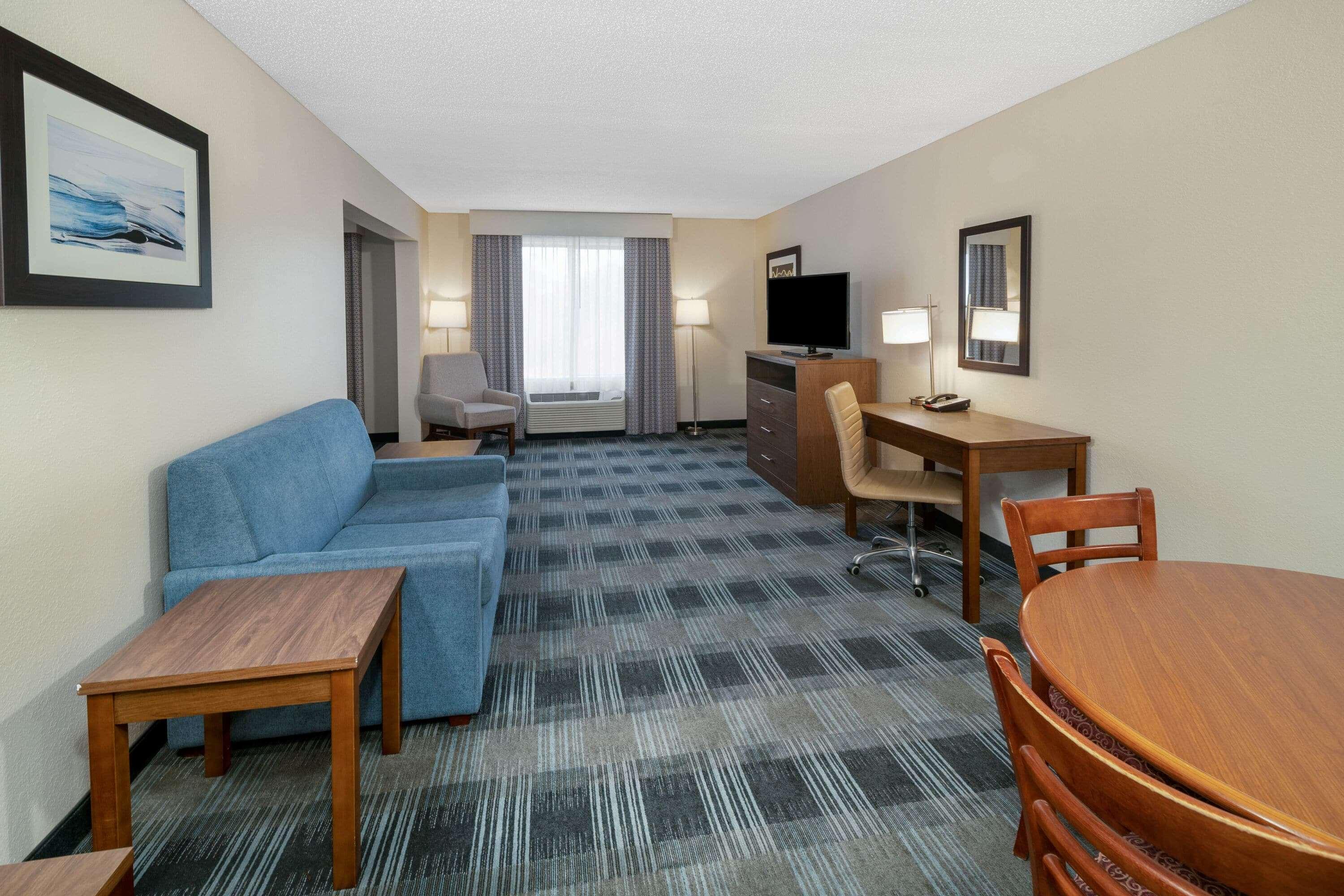 Holiday Inn Express & Suites - Mobile - I-65 By Ihg Buitenkant foto