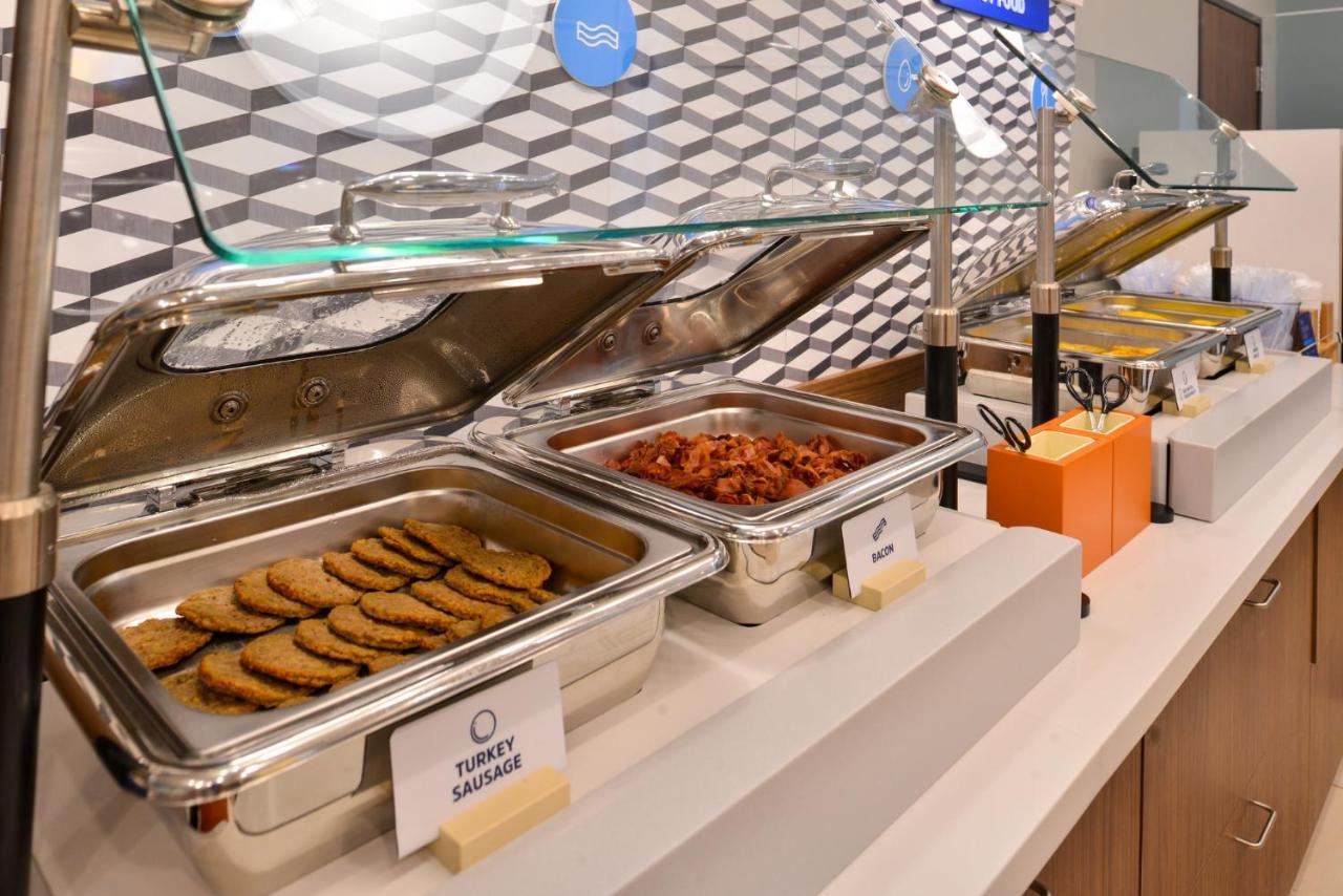 Holiday Inn Express & Suites - Mobile - I-65 By Ihg Buitenkant foto