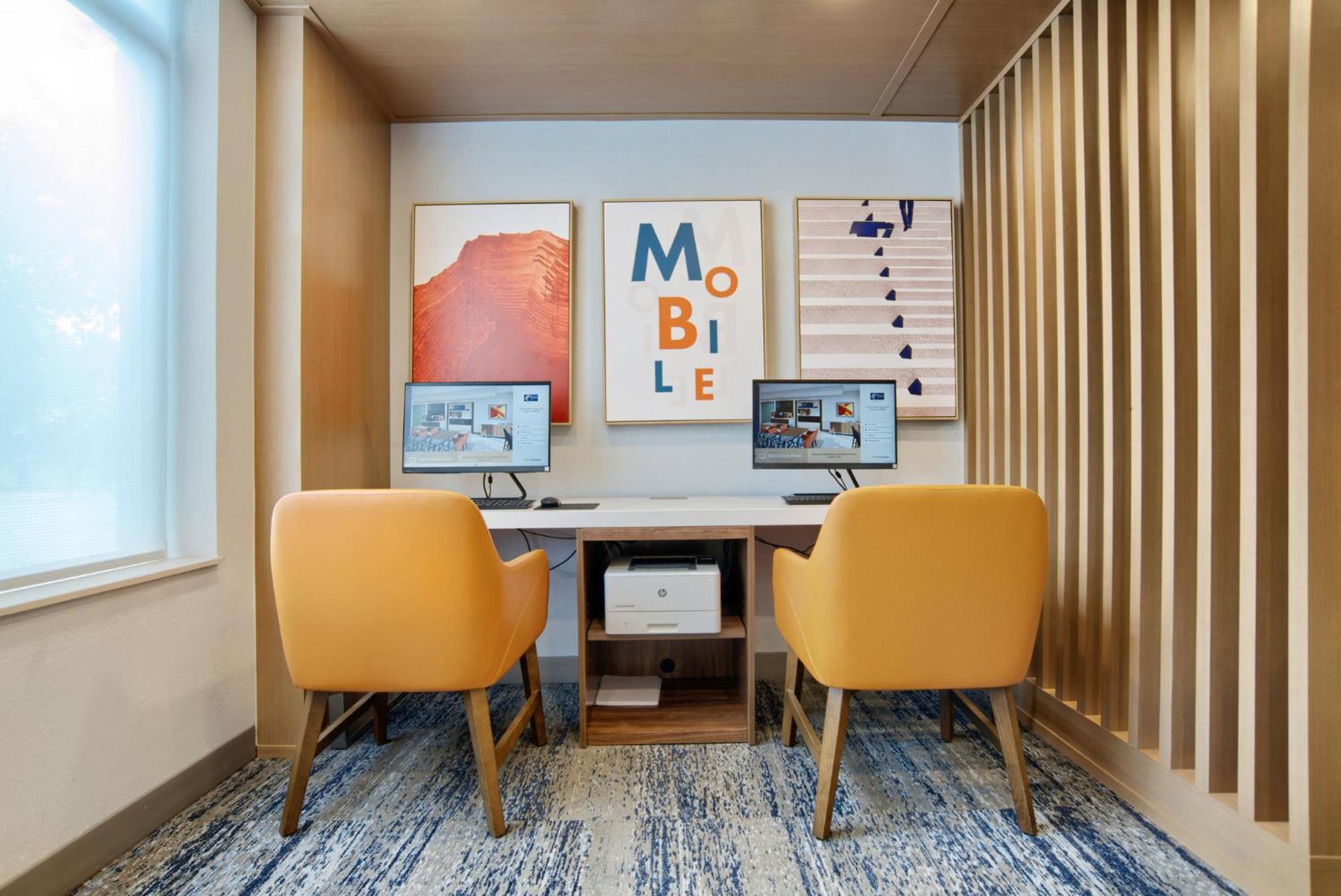 Holiday Inn Express & Suites - Mobile - I-65 By Ihg Buitenkant foto