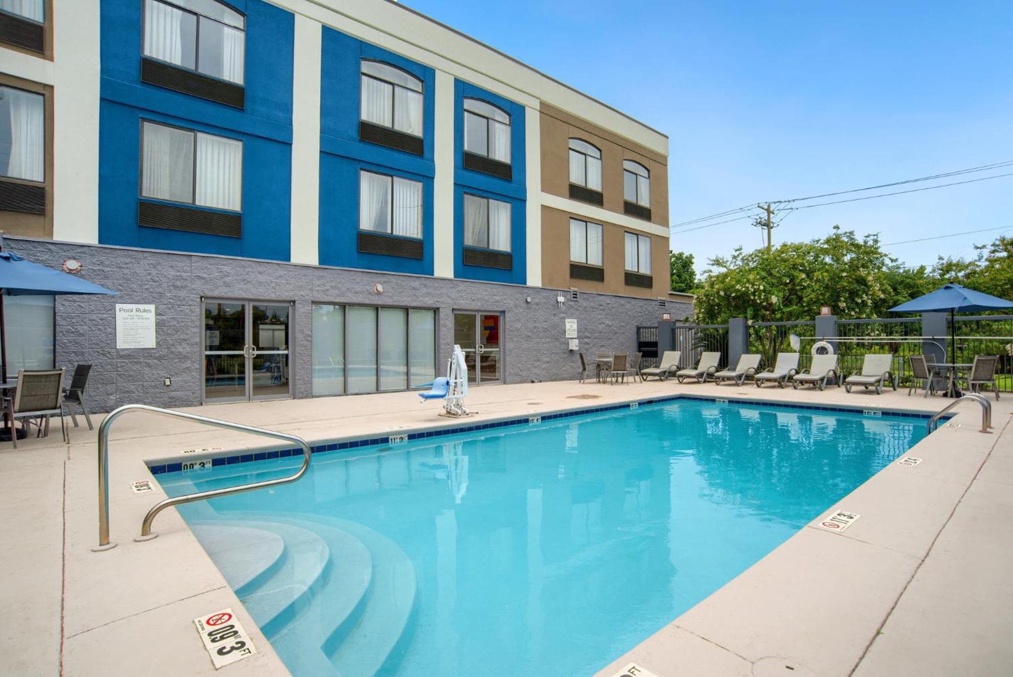 Holiday Inn Express & Suites - Mobile - I-65 By Ihg Buitenkant foto